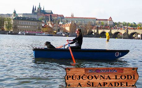 Hodinový pronájem lodičky na Vltavě