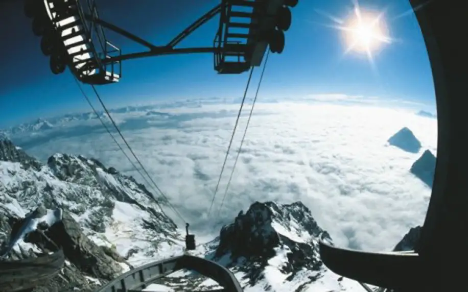 Rakouské Alpy u ledovce Dachstein v českém, rodinném penzionu s polopenzí
