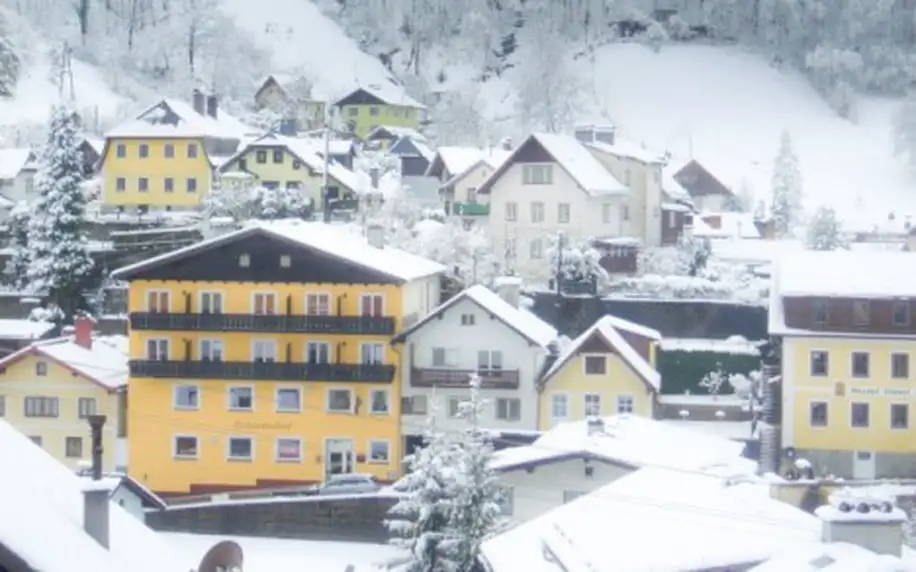 Rakouské Alpy u ledovce Dachstein v českém, rodinném penzionu s polopenzí