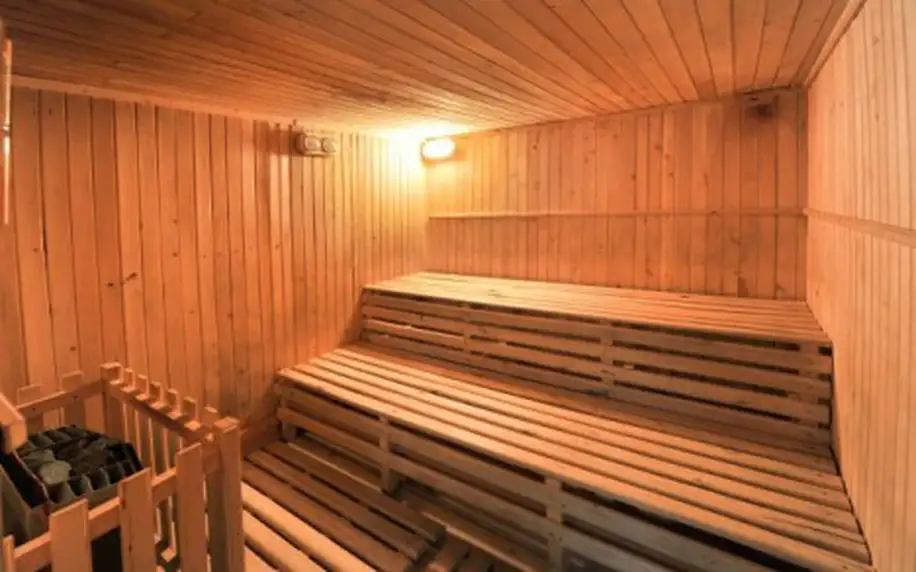Vysoké Tatry na zimu s polopenzí a vstupem do sauny v centru lyžařské oblasti