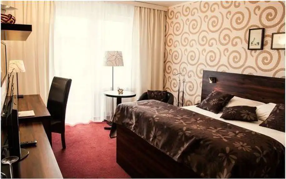 3denní romantický wellness pobyt v Parkhotelu Morris**** v Novém Boru pro 2 osoby