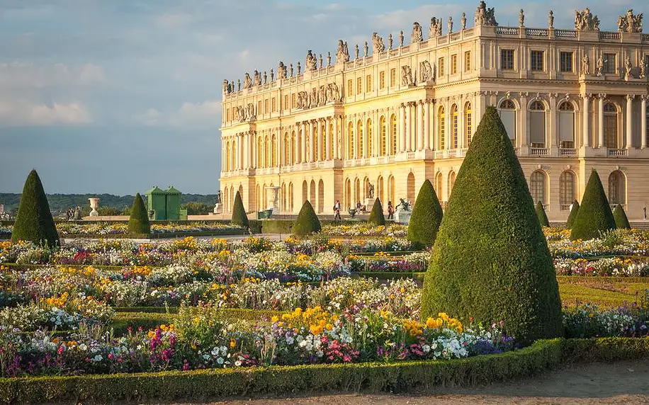 4denní zájezd do Paříže s návštěvou Versailles a vesničky Marie Antoinetty pro 1 osobu