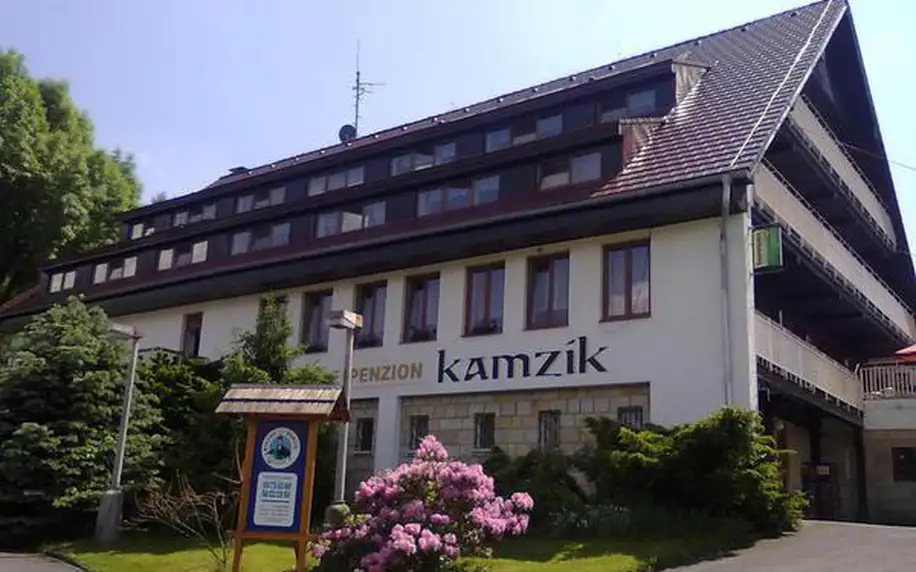 8denní pobyt pro jednoho s polopenzí, saunou a koláči v penzionu Kamzík v Českém Švýcarsku