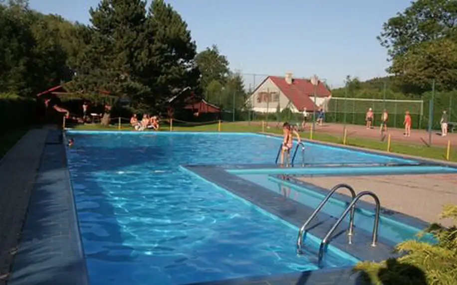 Léto pro dva v Jeseníkách s neomezeným bazénem a polopenzí