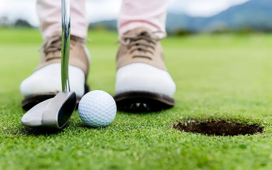 3denní golfový pobyt pro 2 s řadou výhod v parkhotelu Morris v Novém Boru