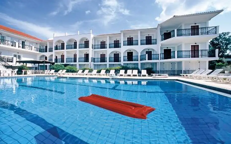 Řecko - Last minute se slevou 50%: Hotel Eleana na 8 dní v termínu 10.07.2015 jen za 9690 Kč.