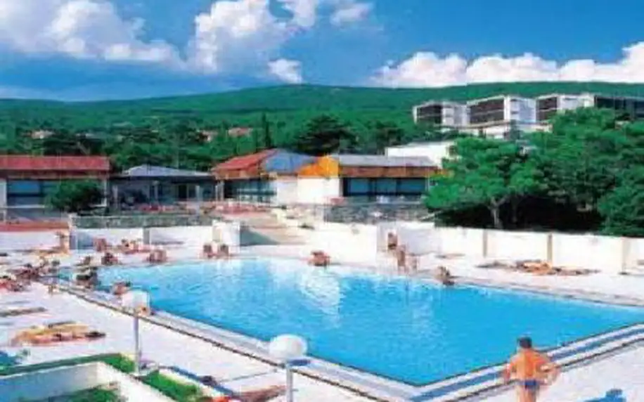 Chorvatsko, oblast Crikvenica, doprava vlastní, polopenze, ubytování v 2* hotelu na 8 dní