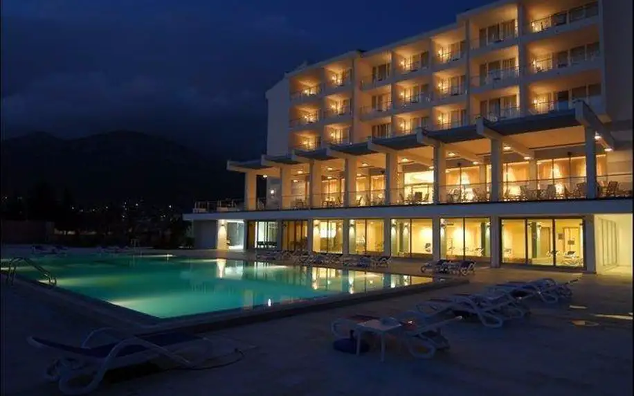 Odpočinková dovolená v hotelu Princess**** v Černé Hoře