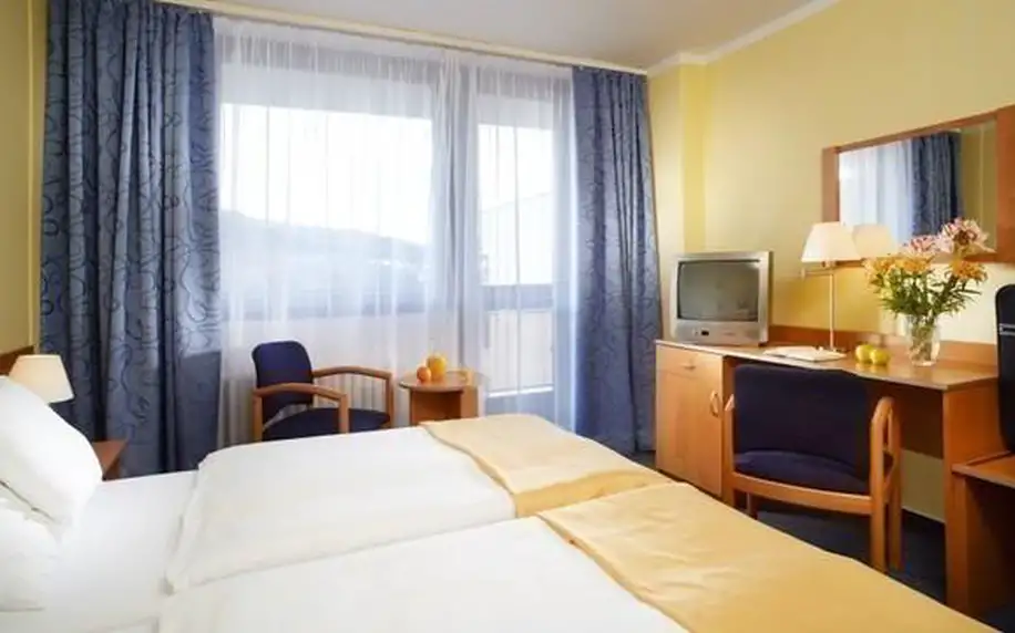 Až 6denní wellness pobyt s polopenzí pro 2 osoby v hotelu Harmonie v Luhačovicích