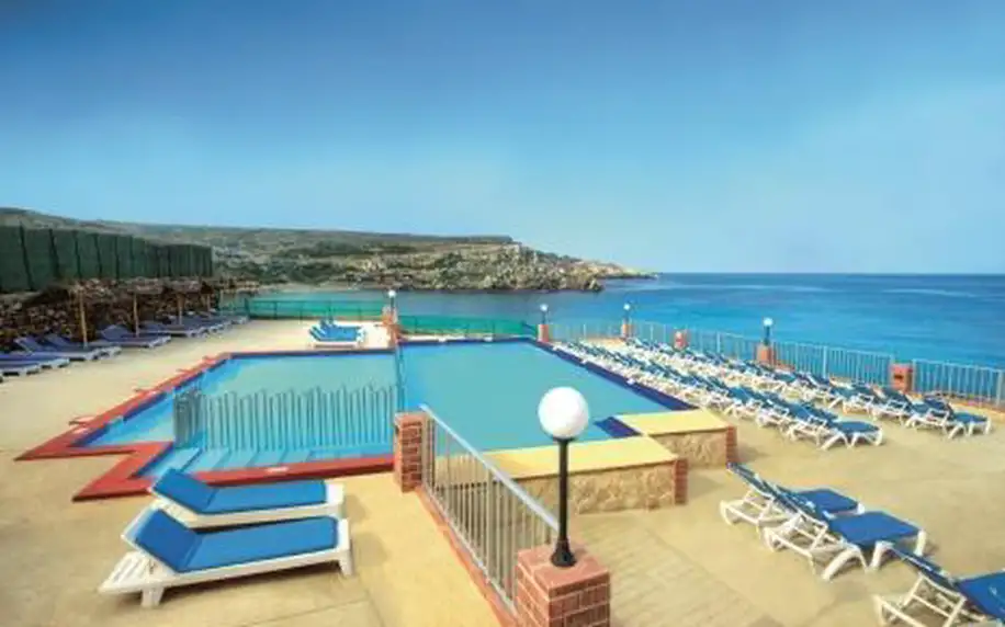 Malta, oblast Cirkewwa, doprava letecky, snídaně, ubytování v 3,5* hotelu na 6 dní