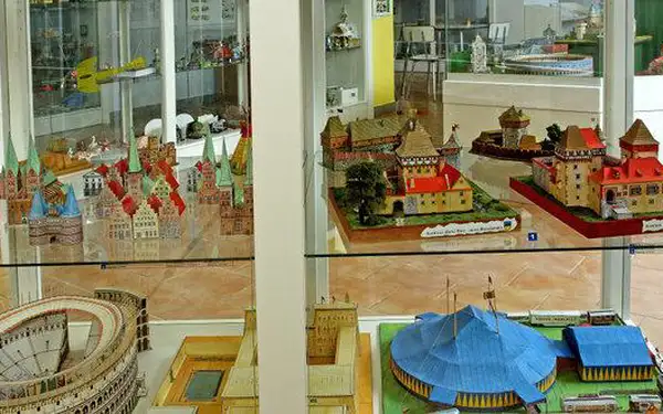 Muzeum papírových modelů