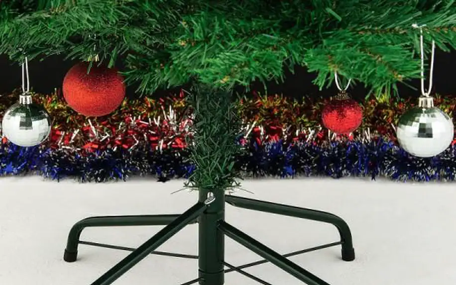 Vánoční stromeček s hustými větvemi - 240 cm!