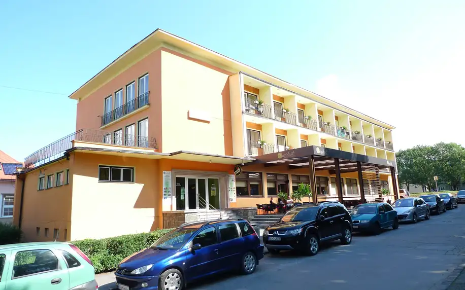 3 až 5denní wellness pobyt s polopenzí v hotelu Rezident na Slovensku pro 2 osoby