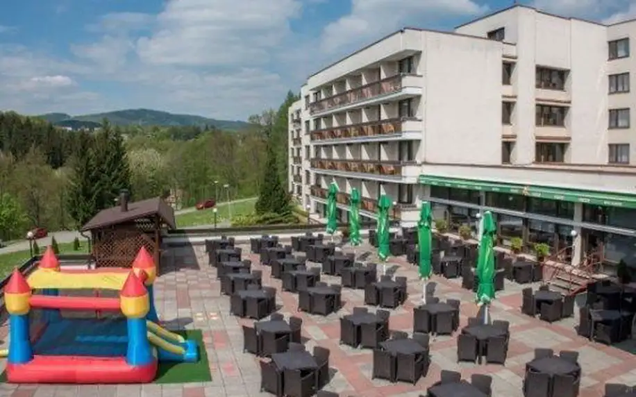 3 až 6 dní pro 2 s polopenzí a wellness procedurami v hotelu Harmonie v Luhačovicích