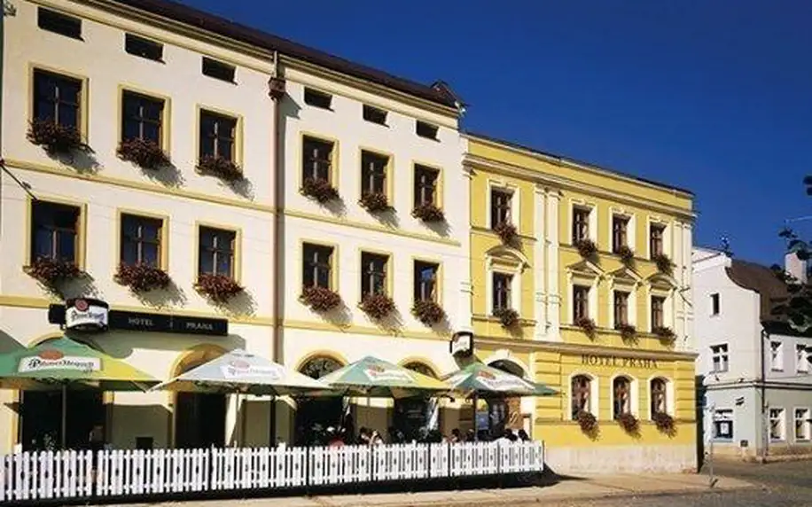 3–6denní pobyt s polopenzí pro 2 osoby u Adršpašských skal v hotelu Praha***