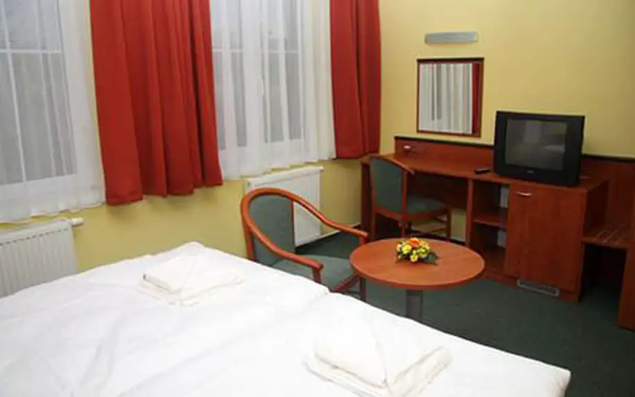 Letní pobyt pro dva v Hotelu Filip*** s 50% slevou na masáže a saunu