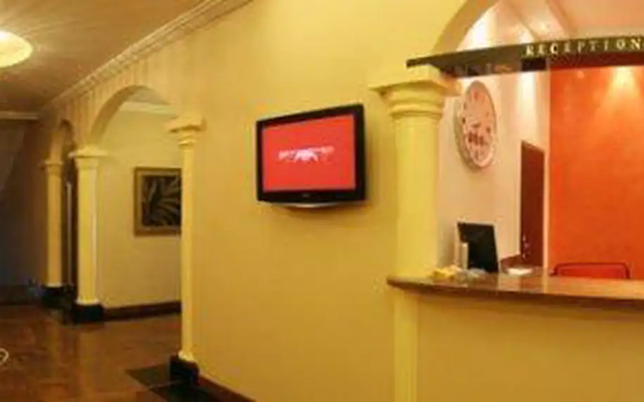 2 nebo 3denní pobyt pro 2 osoby se snídaněmi v pražském v hotelu Relax Inn