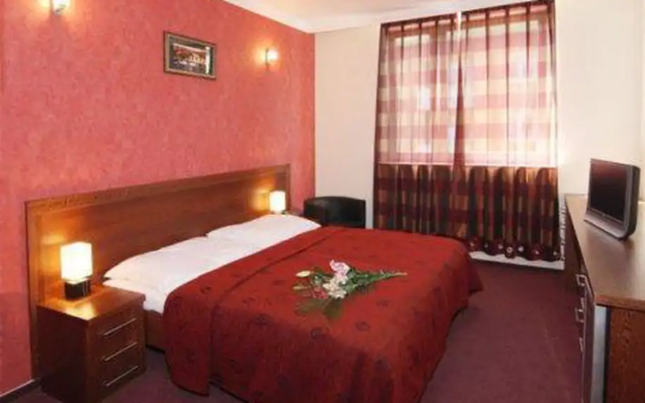 2 nebo 3denní pobyt pro 2 osoby se snídaněmi v pražském v hotelu Relax Inn