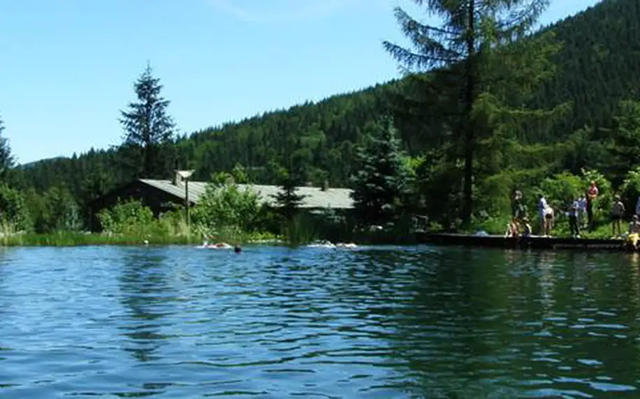 Léto v Beskydech u vody s polopenzí a ubytováním v horské chatě Skalka