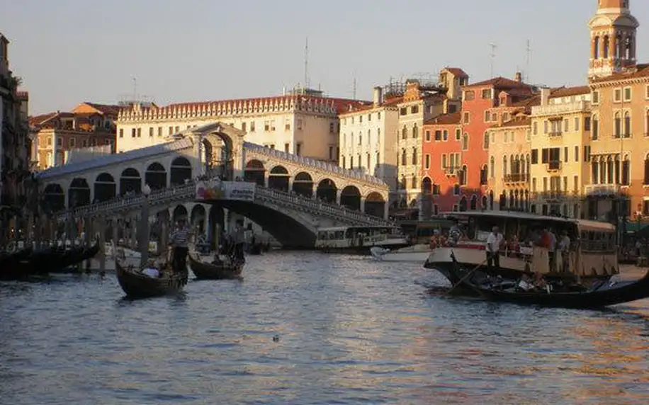 Víkend v Benátkách s ochutnávkou vín a sýrů