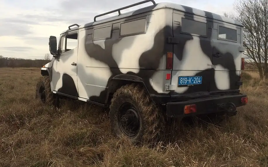 Hummer Monster Truck HX a GAZ Tigr na tankodromu Milovice: 30 min. adrenalinu na místě řidiče