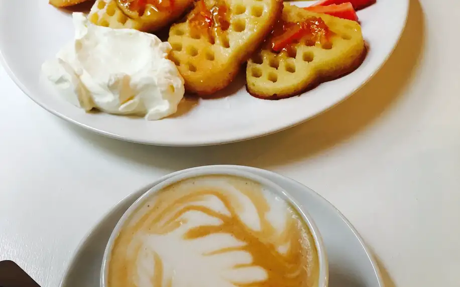 Poctivá snídaně nebo brunch uprostřed Žižkova