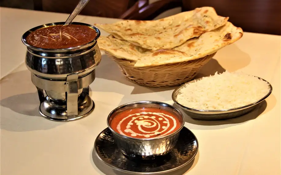Indická večeře s 5 druhy hlavního jídla na výběr