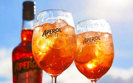 Osvěžte se: 2 míchané drinky Aperol Spritz