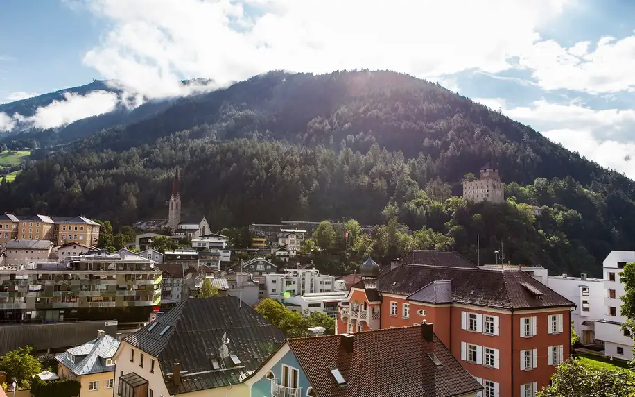 S rodinou do Tyrolska: polopenze a karta výhod