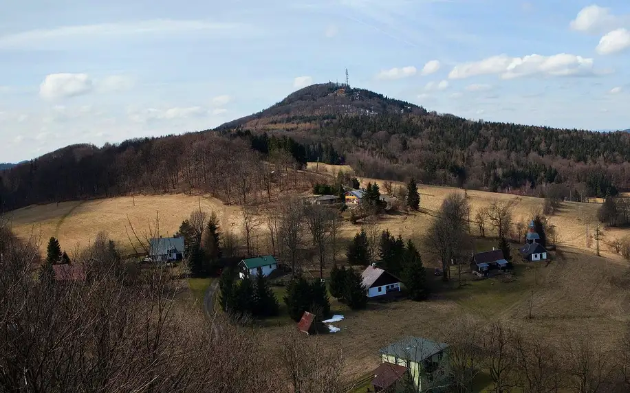 Ubytování na vrcholku hory Jedlová od jara do podzimu v Českém Švýcarsku