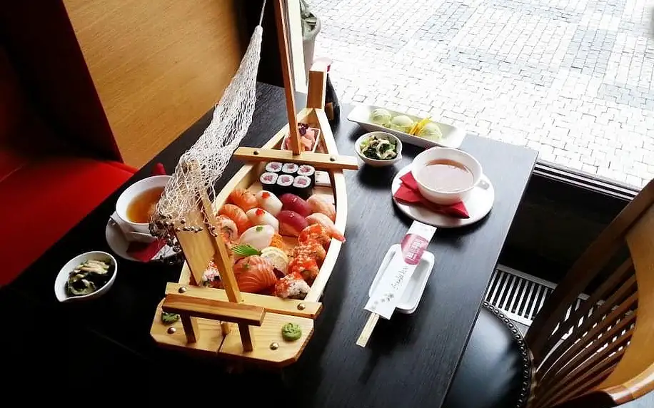 Sushi bar Made in Japan - degustační menu pro dva