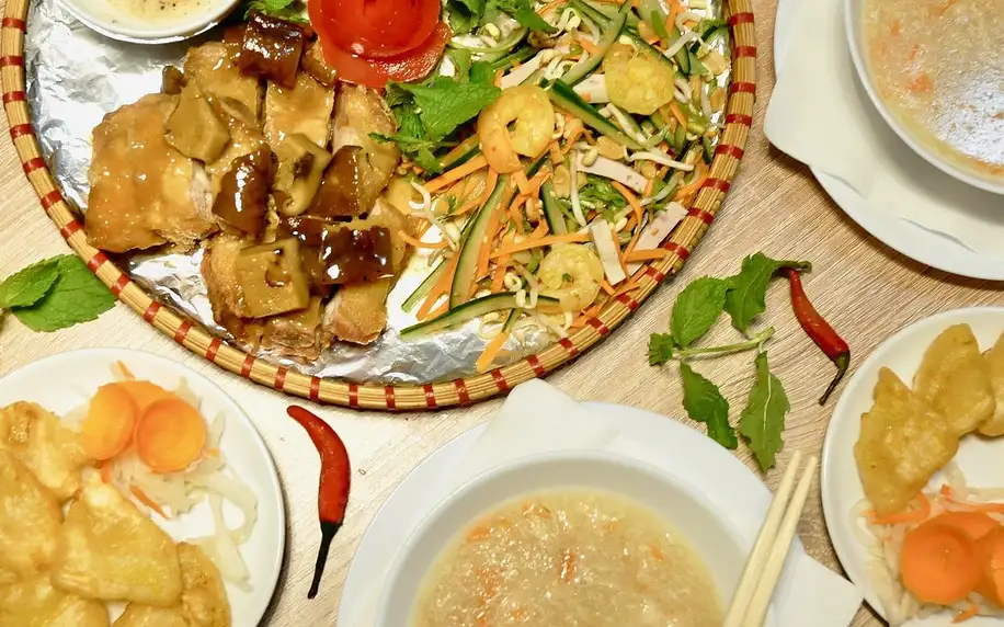 Otevřený voucher na sushi, asijské jídlo, bufet i nápoje