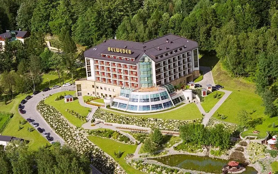 5* relax v Ustroni: wellness, bazén s výhledem i jídlo