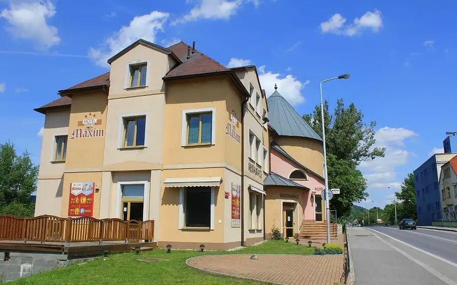 Střední Čechy: Family hotel Maxim