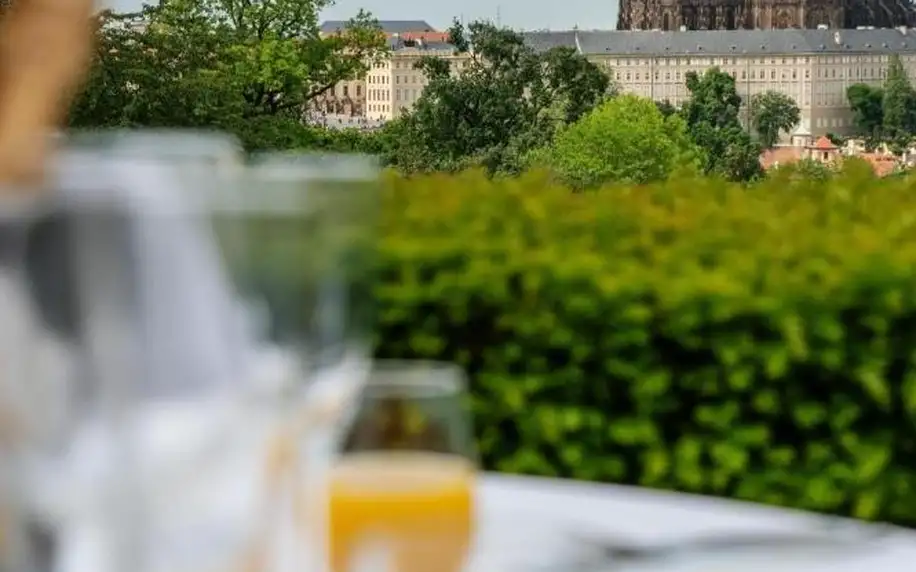 Praha: Restaurace a apartmány Nebozízek