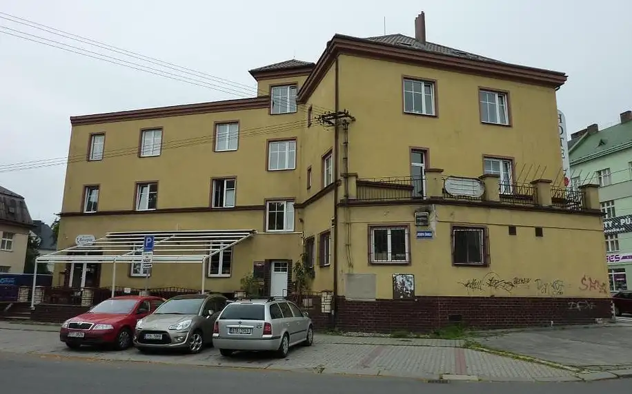 Ostrava: Hotel Paradise s možností vířivky na pokoji