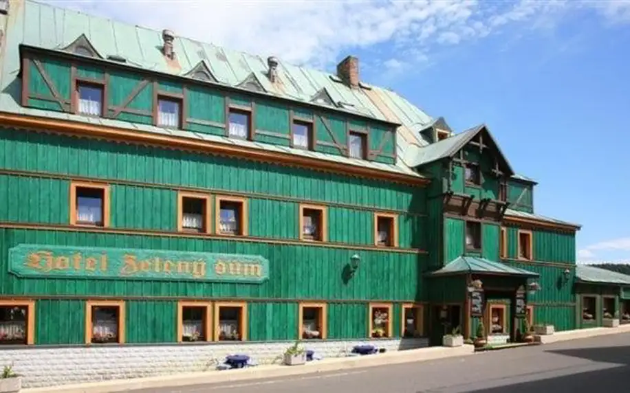 Hotel Zelený Dům: ideální místo pro Vaši letní i zimní dovolenou
