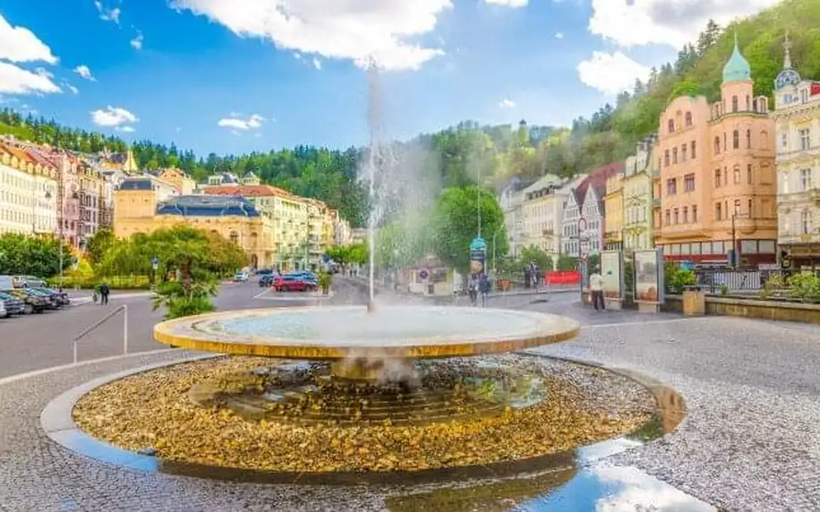 Karlovy Vary: Relax v Hotelu Růže **** s polopenzí a až 5 wellness a léčebnými procedurami + káva a zákusek
