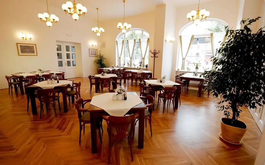Ostravsko - Slezsko: Pivní lázně Oderberg + Hotel Pod Zeleným dubem