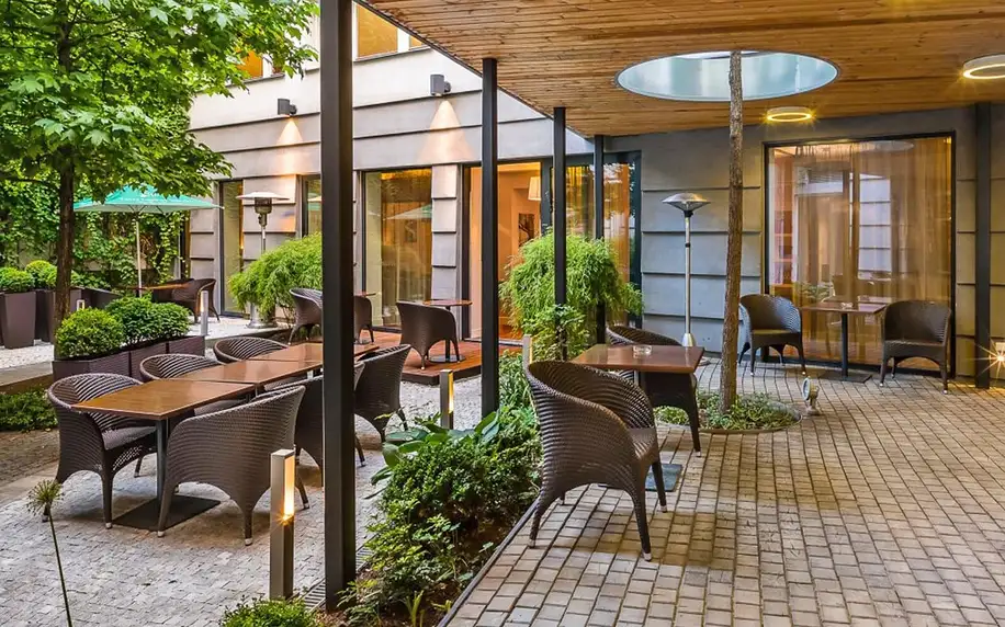 4* pobyt v Praze: moderní nový hotel, snídaně