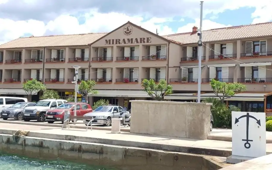 Chorvatsko, Krk: Hotel Miramare