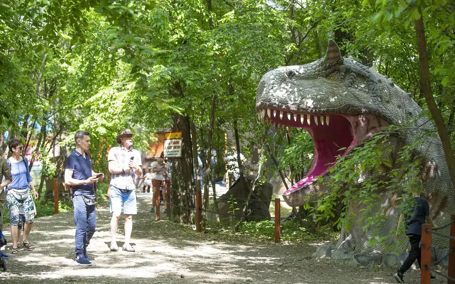 Super 2denní zábava: obří dinopark, atrakce i 5D kino