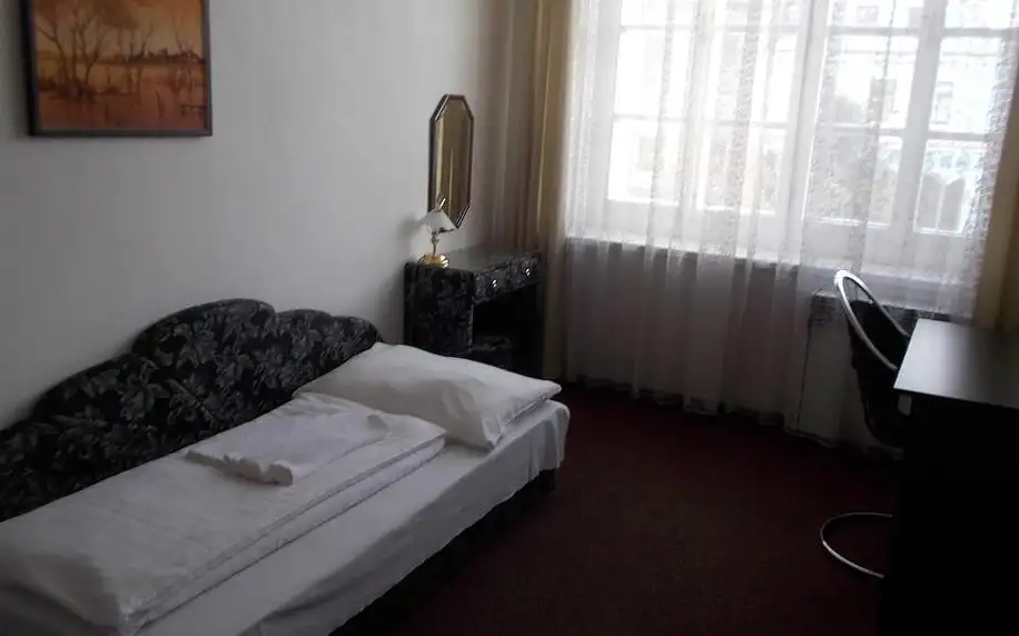 Český ráj: Hotel U Hroznu