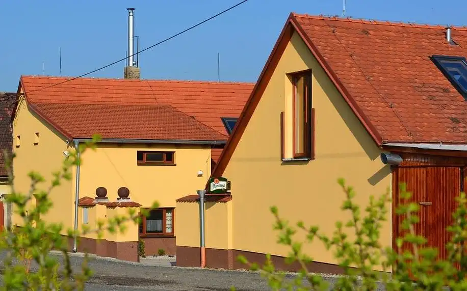 Plzeňsko: Penzion Farma Dvorec
