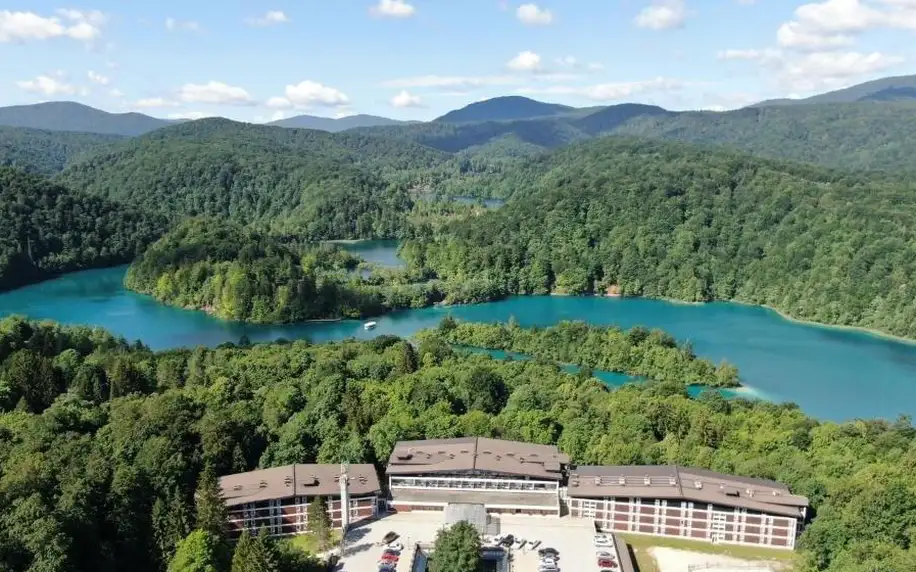 Chorvatsko - Plitvická jezera: Hotel Jezero