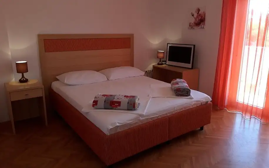 Chorvatsko, Rab: Apartments Renata