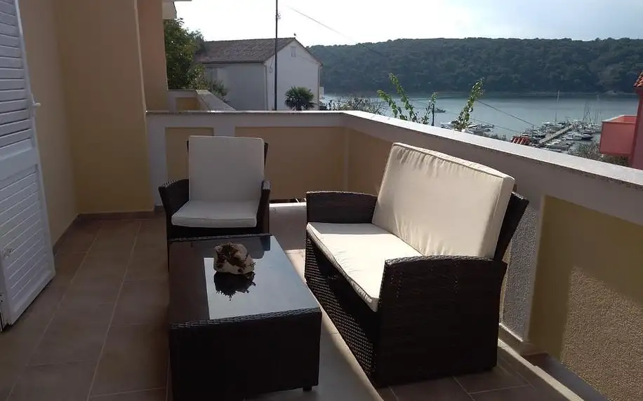 Chorvatsko, Rab: Apartments Villa Jagoda