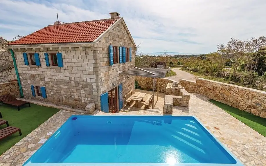 Chorvatsko, Pag: Mala Villa- private heated pool