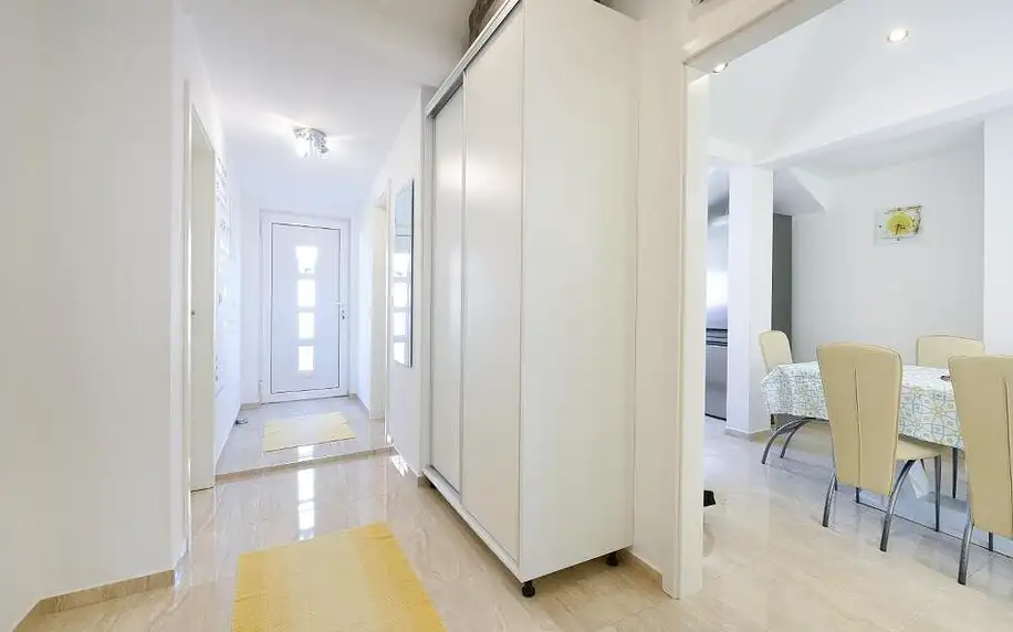 Chorvatsko, Vodice: Apartmani Gojević