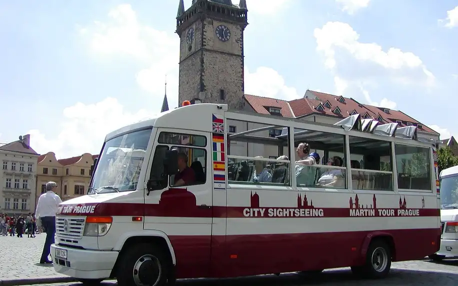 Pražské okruhy autobusem a lodí pro děti i dospělé